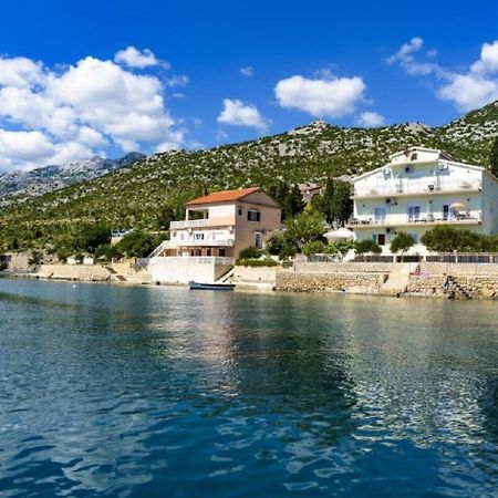 Lukovo Šugarje Apartments Domagoj - On The Beach מראה חיצוני תמונה