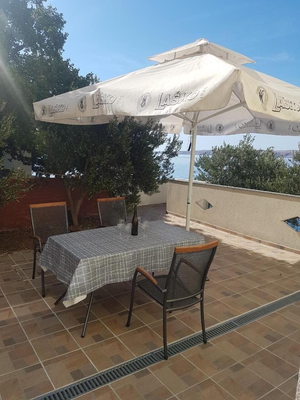 Lukovo Šugarje Apartments Domagoj - On The Beach מראה חיצוני תמונה