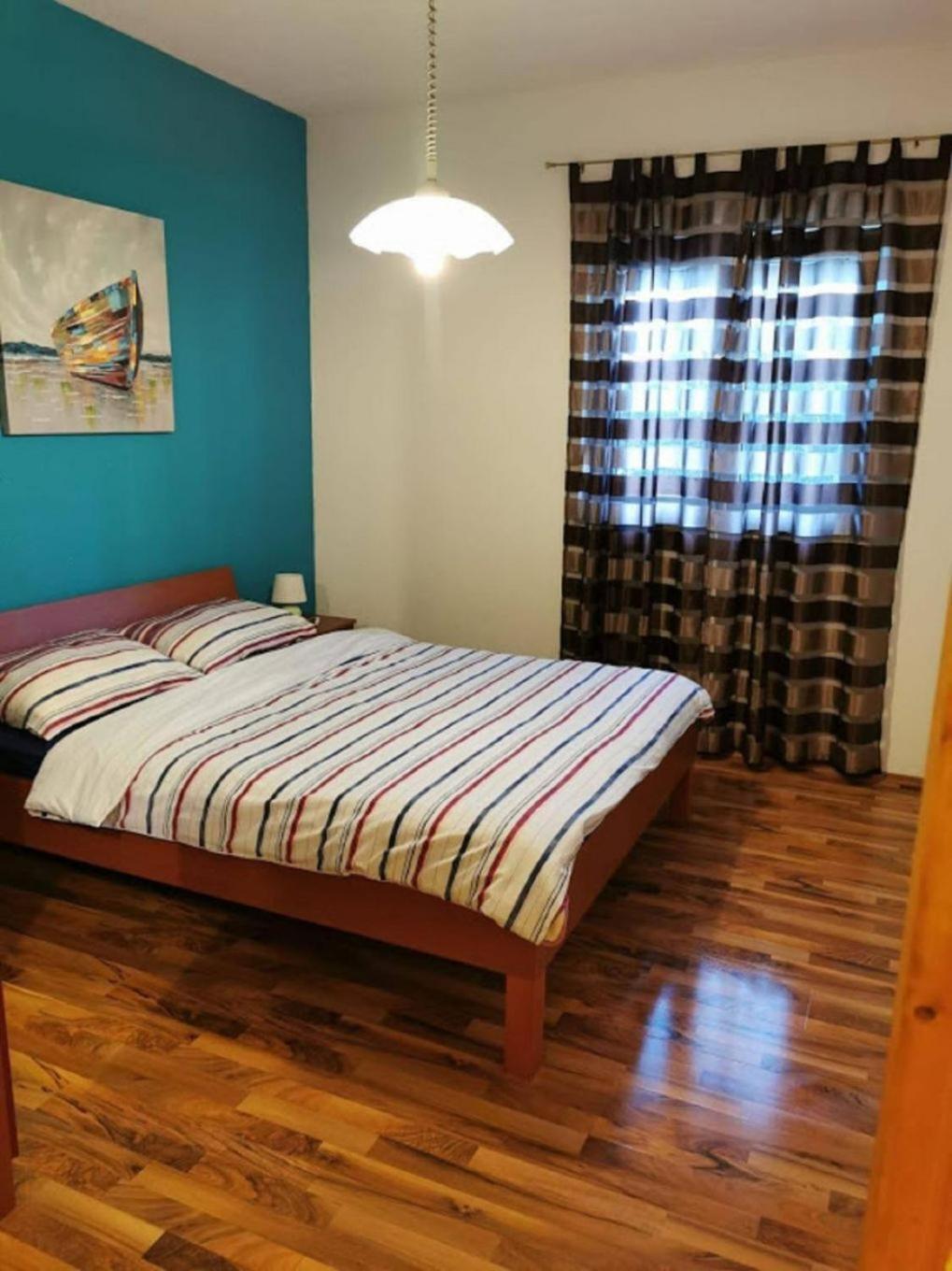 Lukovo Šugarje Apartments Domagoj - On The Beach מראה חיצוני תמונה