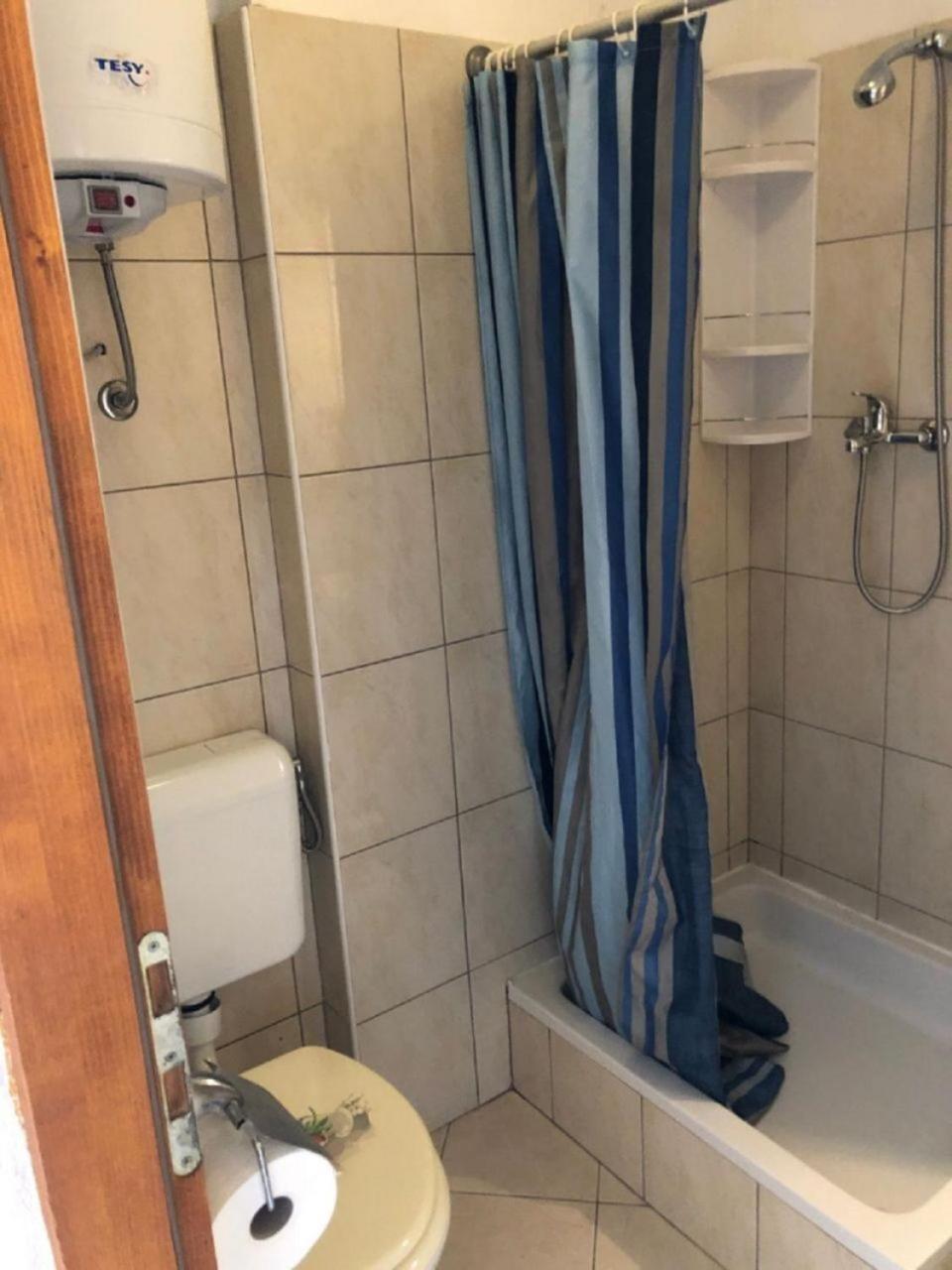 Lukovo Šugarje Apartments Domagoj - On The Beach מראה חיצוני תמונה