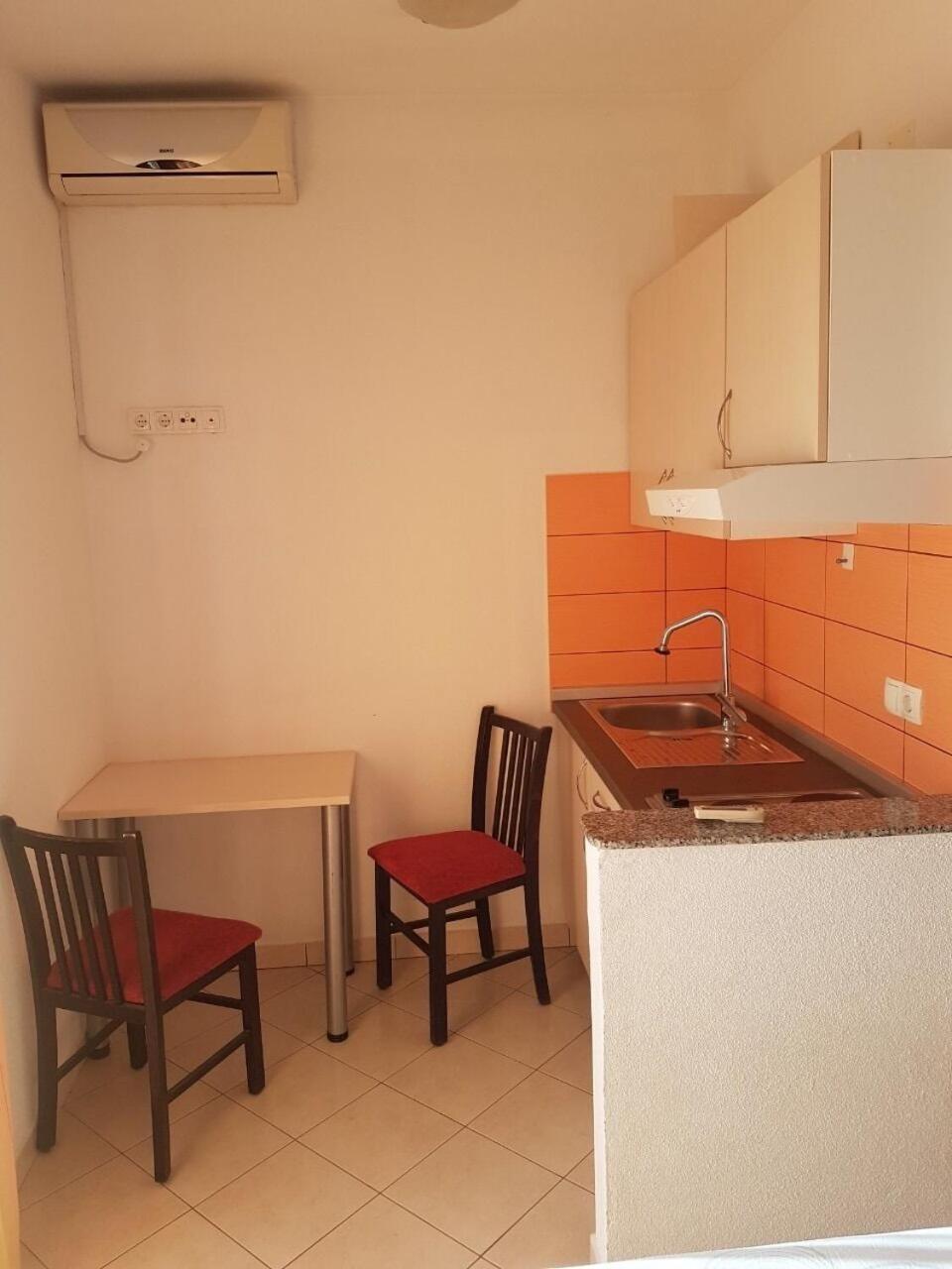 Lukovo Šugarje Apartments Domagoj - On The Beach מראה חיצוני תמונה